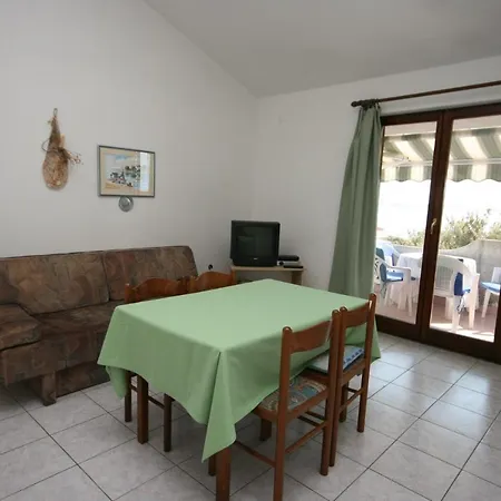 With A Parking Space Mandre, Pag - 6473 Appartement *